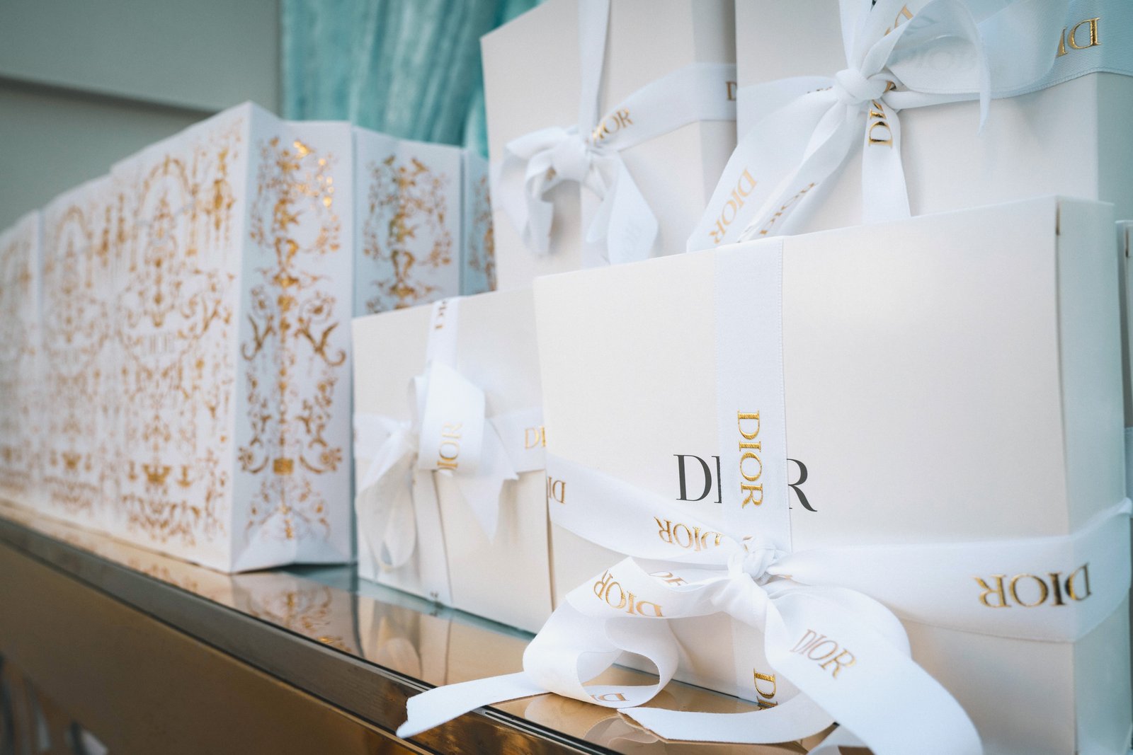 Cajas y bolsas de regalo de evento de marca